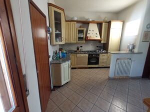 Vendita Appartamento 100mq Sesto Fiorentino: 4 Vani con Garage e Ascensore