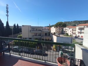 Vendita Appartamento 100mq Sesto Fiorentino: 4 Vani con Garage e Ascensore