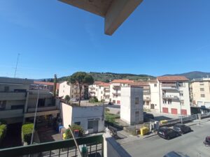 Vendita Appartamento 100mq Sesto Fiorentino: 4 Vani con Garage e Ascensore