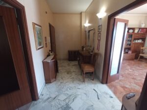 Vendita Appartamento 100mq Sesto Fiorentino: 4 Vani con Garage e Ascensore
