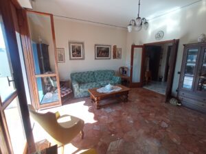 Vendita Appartamento 100mq Sesto Fiorentino: 4 Vani con Garage e Ascensore