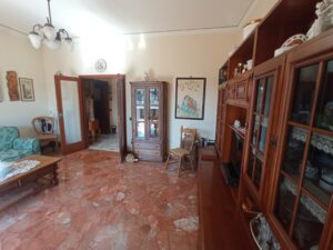 Vendita Appartamento 100mq Sesto Fiorentino: 4 Vani con Garage e Ascensore