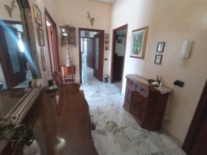 Vendita Appartamento 100mq Sesto Fiorentino: 4 Vani con Garage e Ascensore