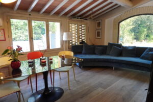 Villetta Bifamiliare Vinci con Giardino e 3 camere